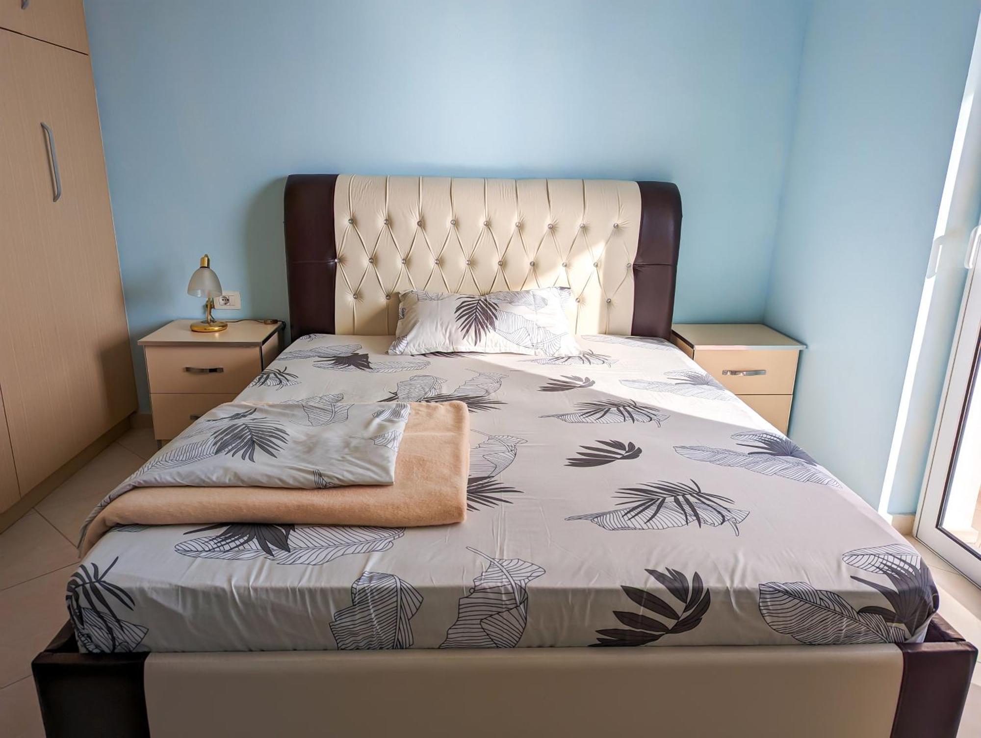 Sarah'S Apartments - 5 Min Walk To Beaches & Boulevard - Big Balcony! Saranda Extérieur photo
