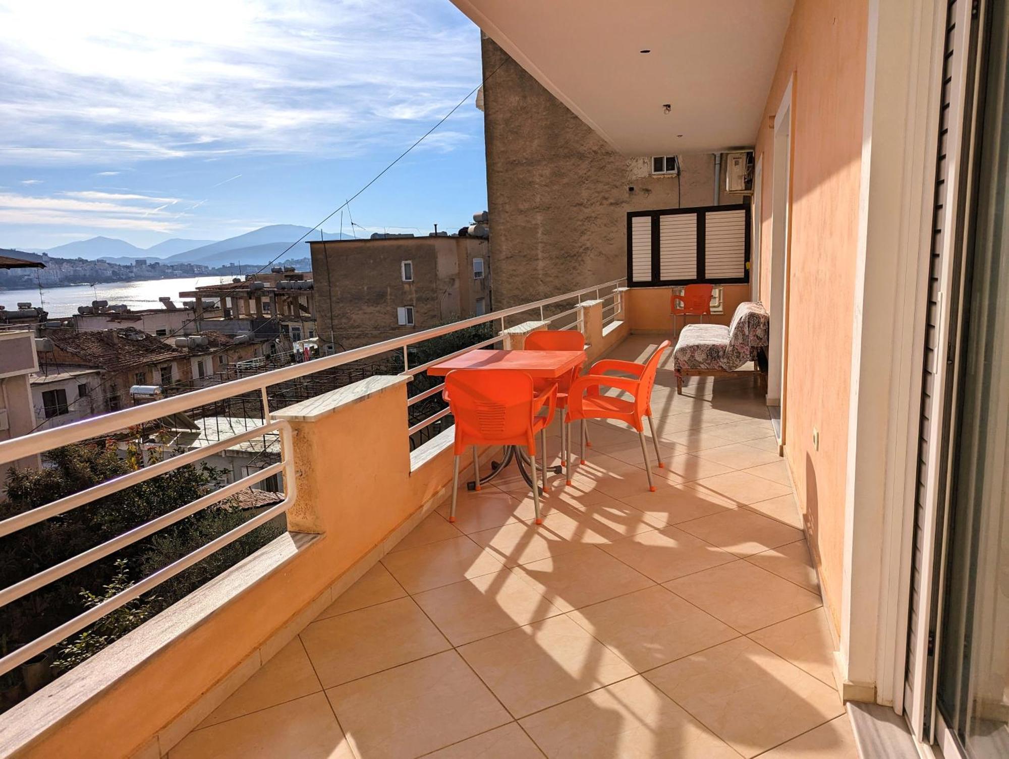 Sarah'S Apartments - 5 Min Walk To Beaches & Boulevard - Big Balcony! Saranda Extérieur photo