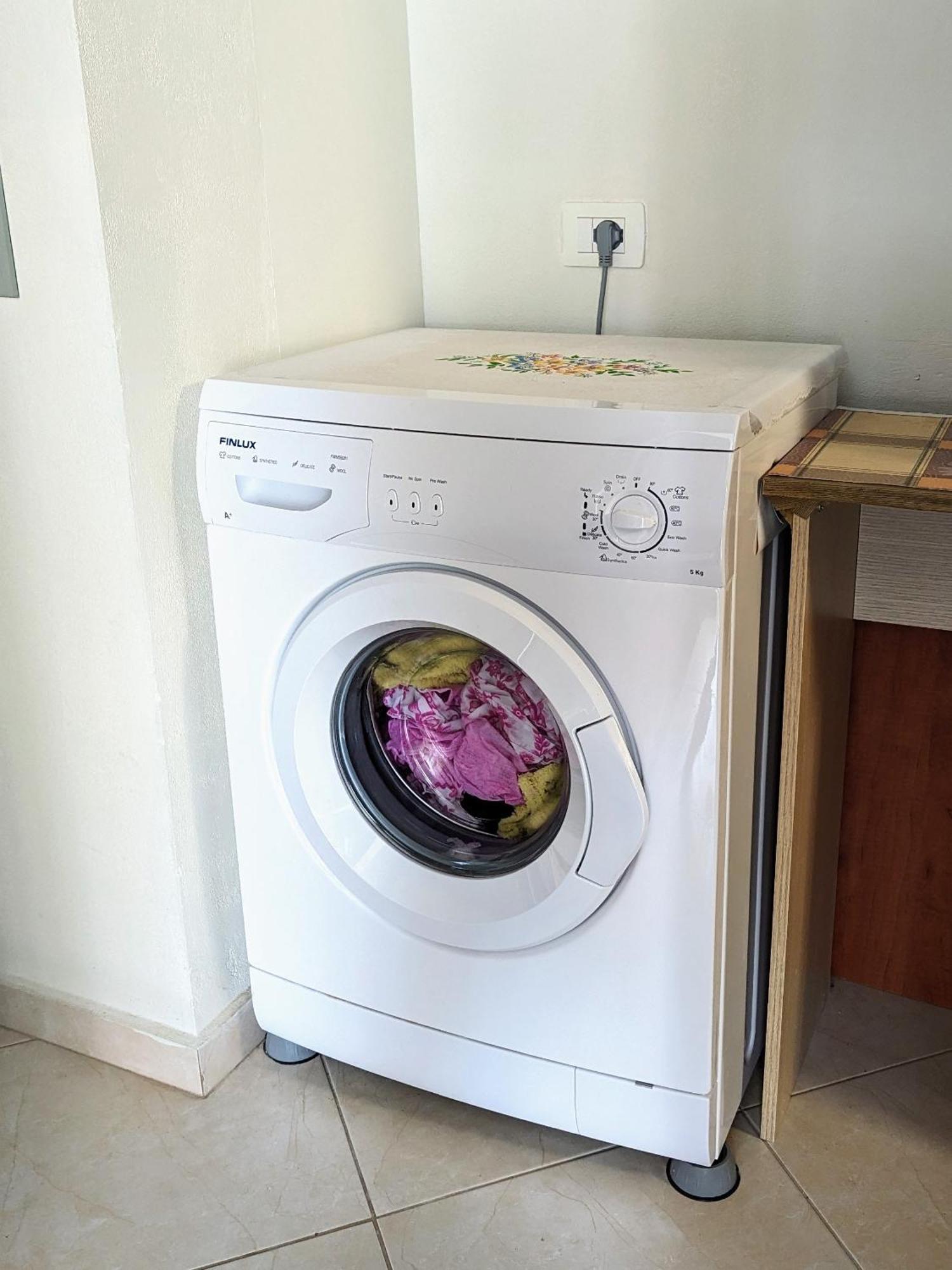 Sarah'S Apartments - 5 Min Walk To Beaches & Boulevard - Big Balcony! Saranda Extérieur photo