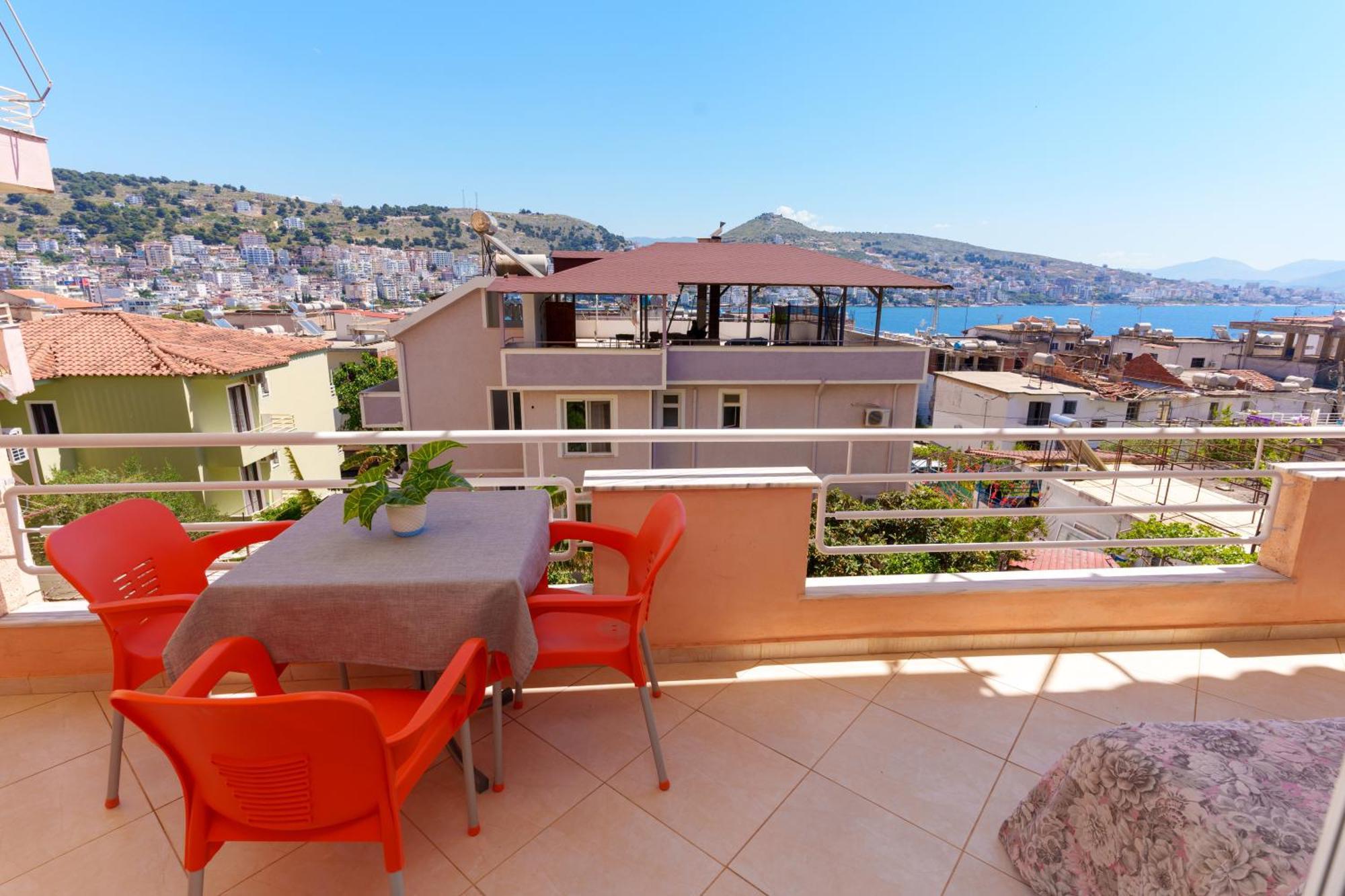 Sarah'S Apartments - 5 Min Walk To Beaches & Boulevard - Big Balcony! Saranda Extérieur photo